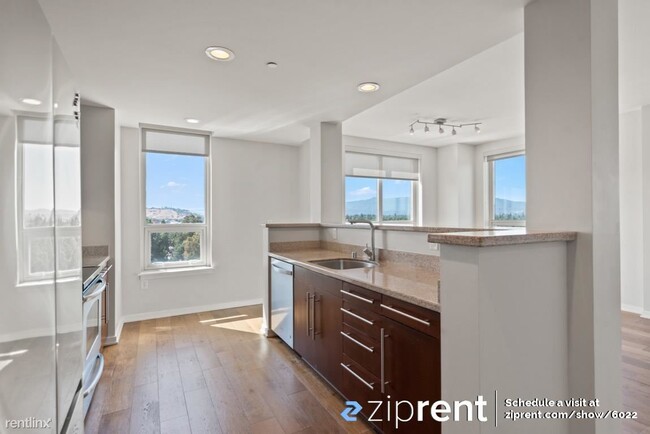 Building Photo - 2 br, 2 bath Condo - 1375 Lick Avenue, San...