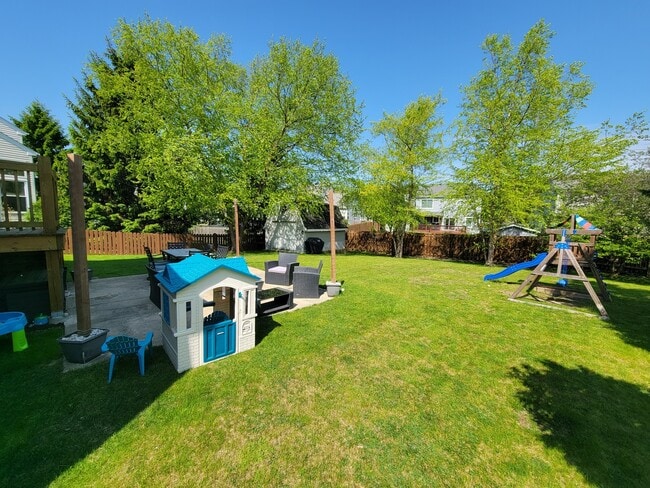 Building Photo - 7722 Milan Way