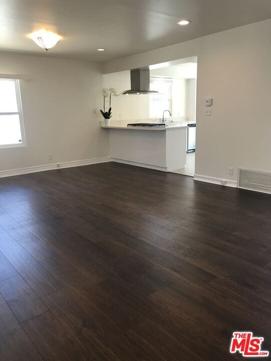 Building Photo - 11453 National Blvd