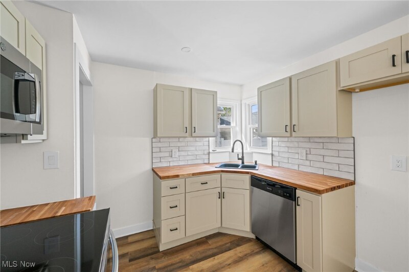 Building Photo - 18113 Mapleboro Ave