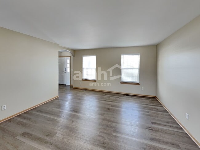 Building Photo - 1482 Sunflower Dr