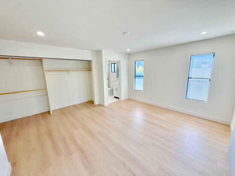 Building Photo - 1234 21st St