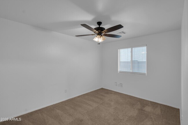 Building Photo - 1383 E Mayfield Dr