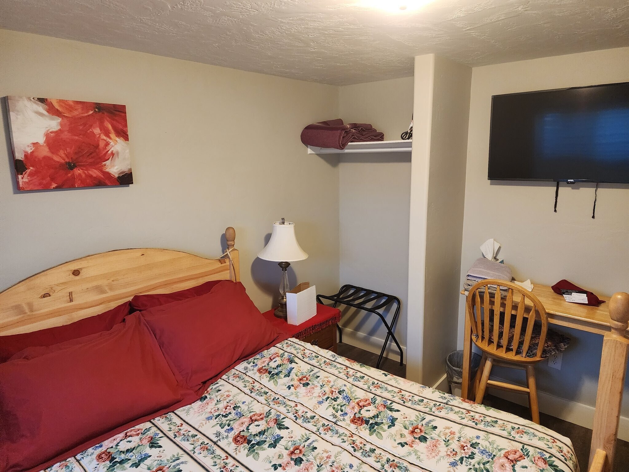 Building Photo - 33 W 1600 S St