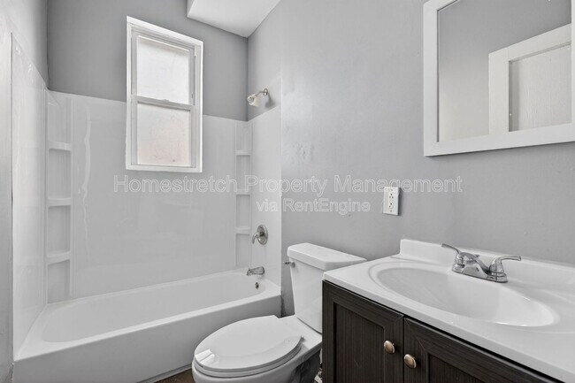 Building Photo - 2102 Adelaide Ave