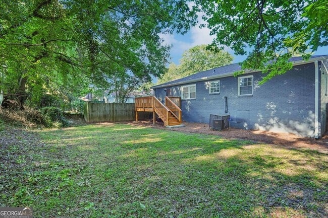 Building Photo - 125 Chappell Rd SW