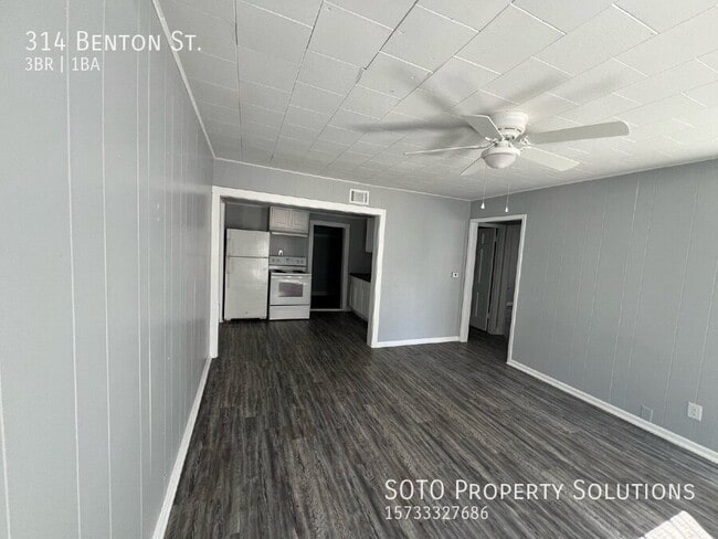 Building Photo - 314 Benton St