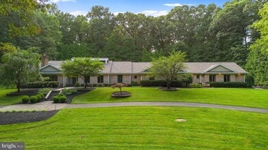 Building Photo - 4233 Buckskin Wood Dr