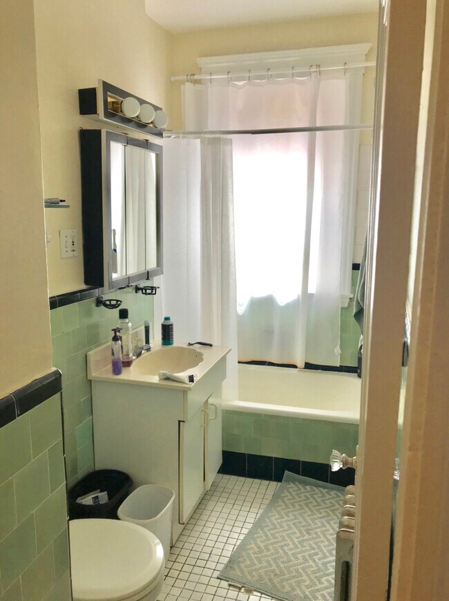 Building Photo - 2001 Commonwealth Ave