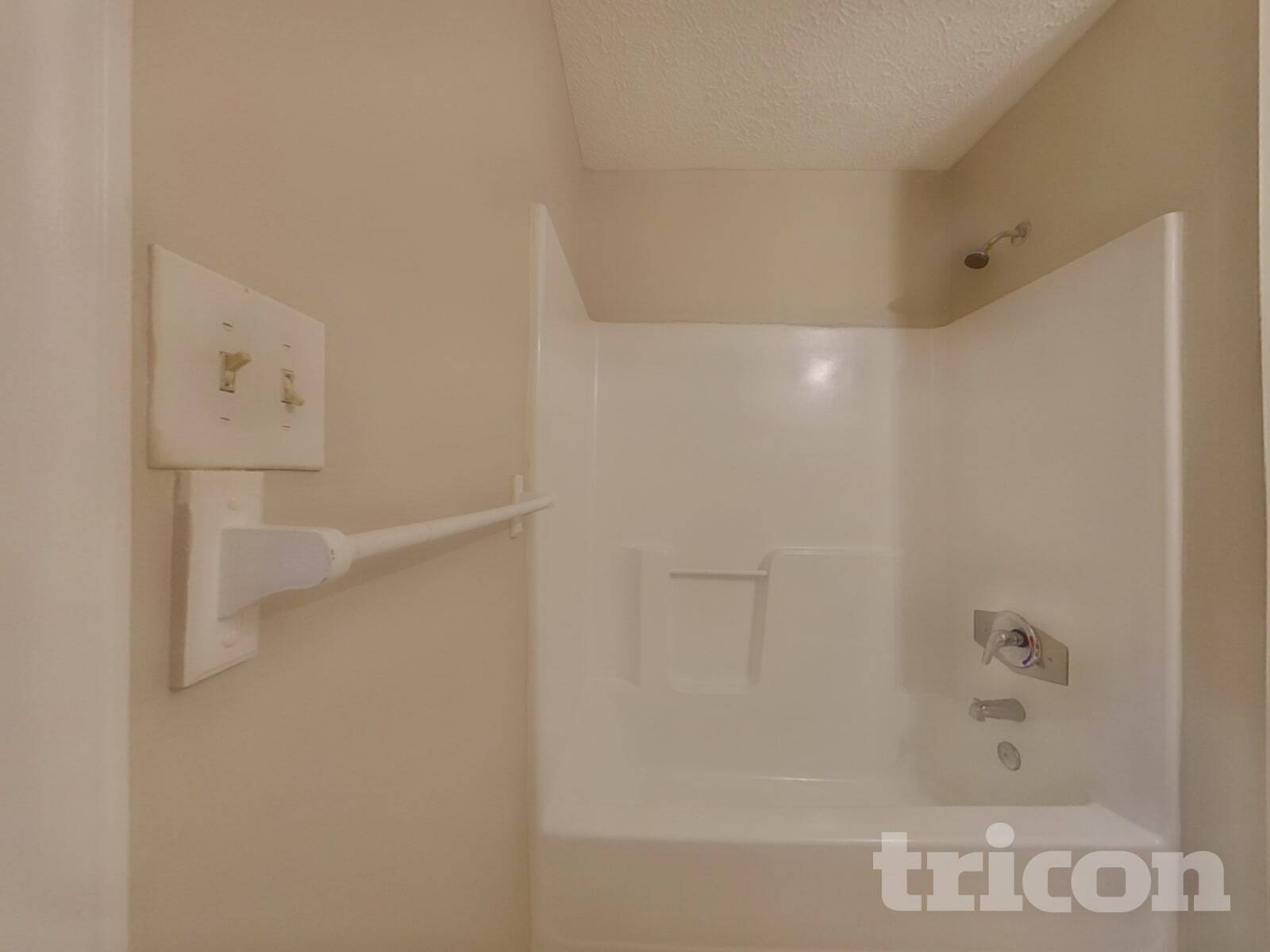 Building Photo - 117 Normas Way