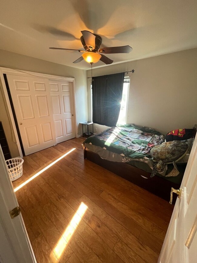 Building Photo - Oroville-Furnished-Turnkey-3 bedroom 2 bath home, hot tub, gazebo, landscaped yard, solar