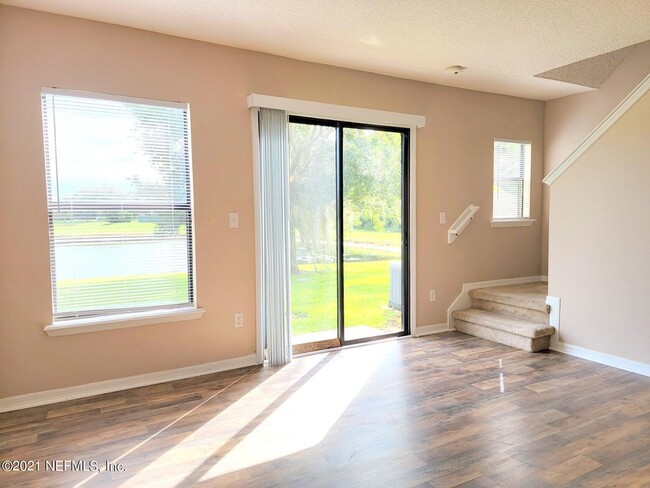 Building Photo - 415 Cabernet Pl