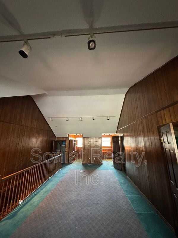 Building Photo - 233 Jefferson Heights Ave
