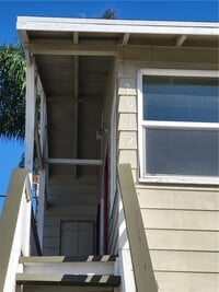Building Photo - 2012 Cherry Ave