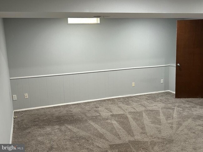 Building Photo - 153 Hammershire Rd