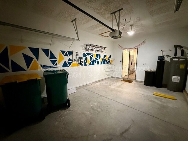 Building Photo - 7947 Echo Springs Rd