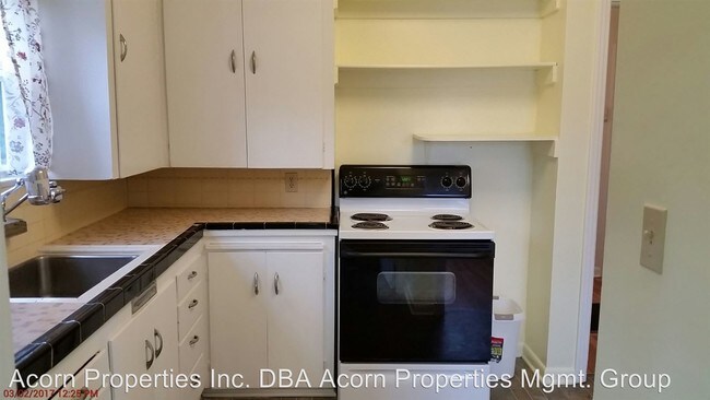 Building Photo - 84 Blazer Ct