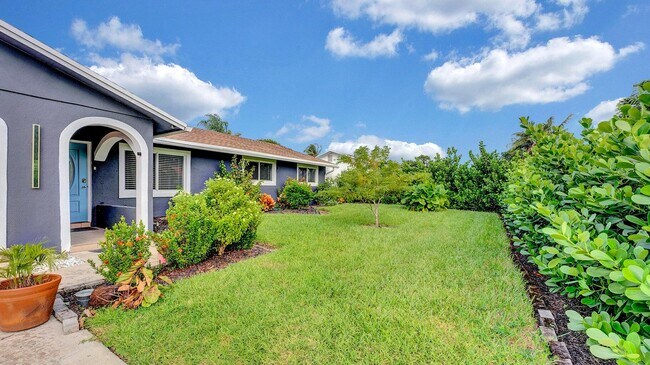 Building Photo - 2941 Angler Dr