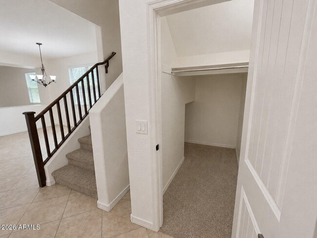 Building Photo - 1131 E Binner Dr