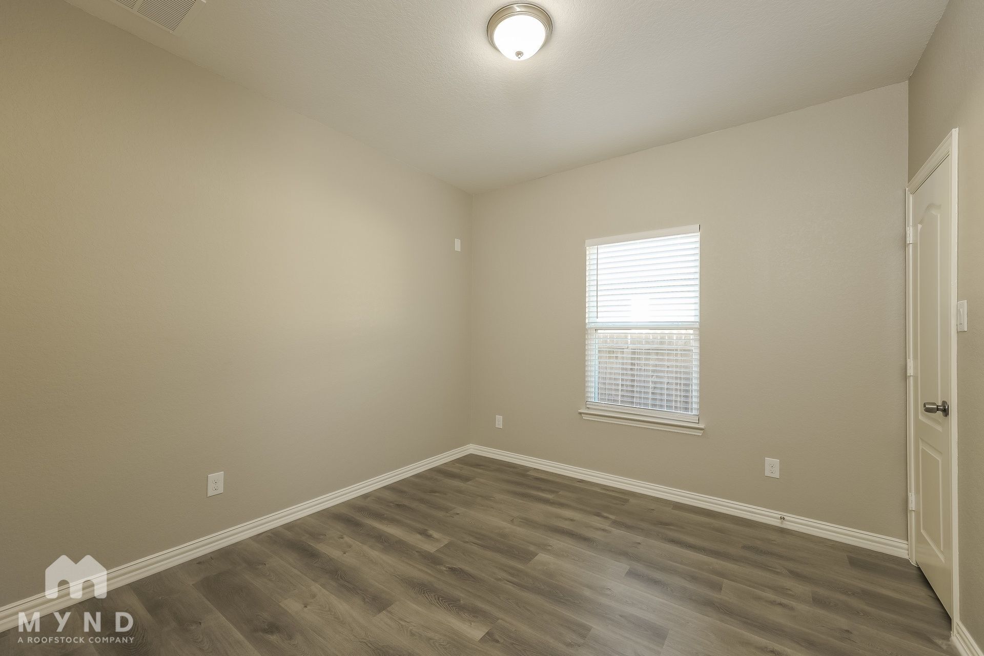 Building Photo - 15938 Cardinal Point