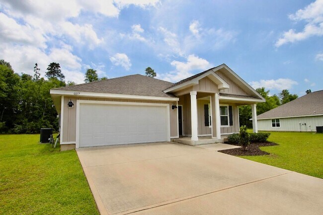 Building Photo - 6817 Interlachen Ln