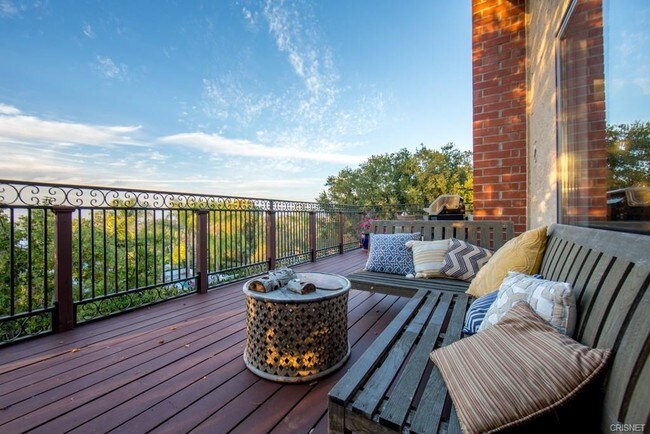 Building Photo - 4713 Bedel St