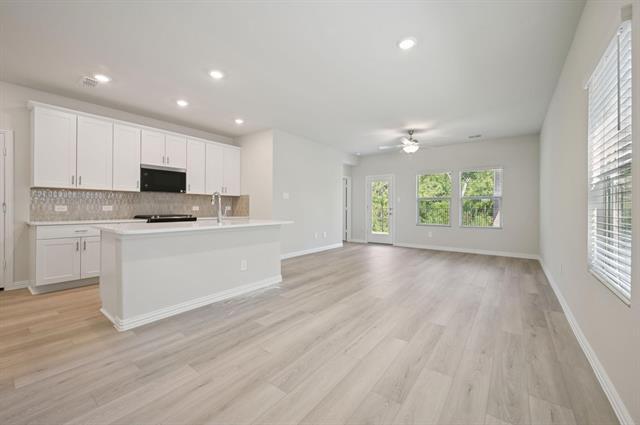 Building Photo - 3412 Brompton Dr