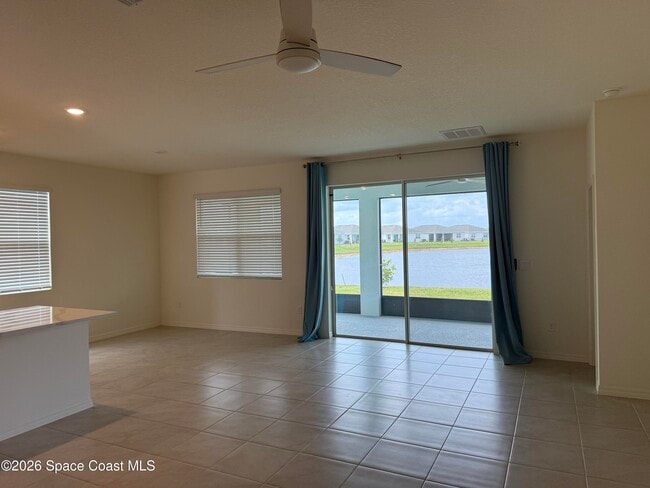 Building Photo - 1566 Criswell Ln SE