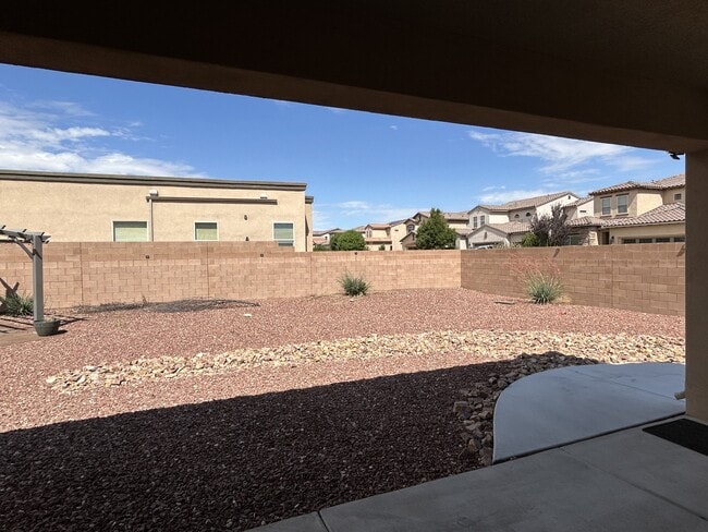 Building Photo - 7115 Vista Terraza Dr NW