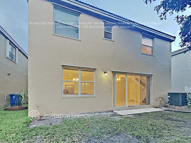 Building Photo - 5352 SW 155th Ave
