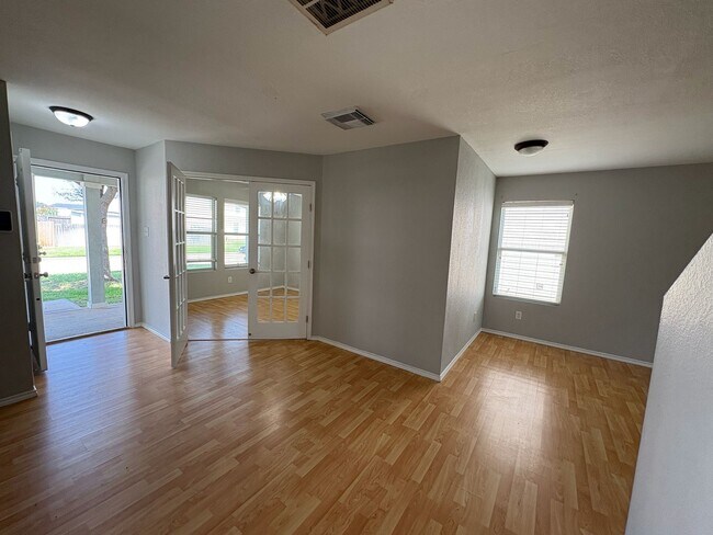Building Photo - 7810 Maverick Trace Ln