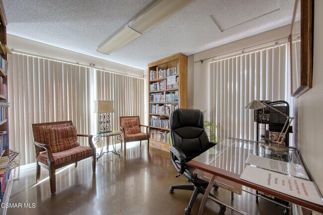 Building Photo - 254 Sequoia Ct