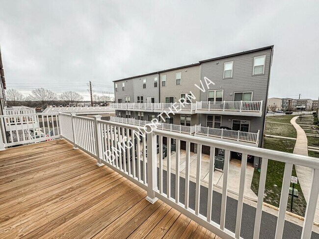 Building Photo - 10336 Ratcliffe Trl