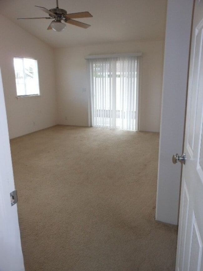 Building Photo - Pacheco, Evelyn (Kamalo'o)