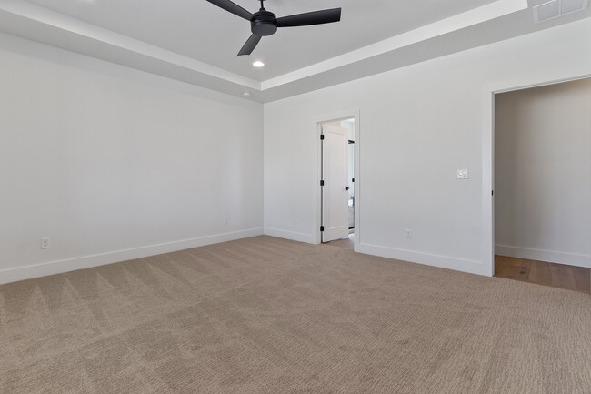 Building Photo - 4646 S Selatir Way