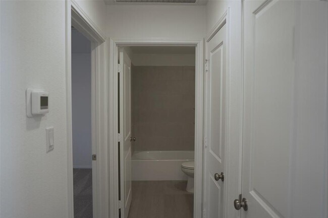 Building Photo - 4108 Rushing Ranch Path