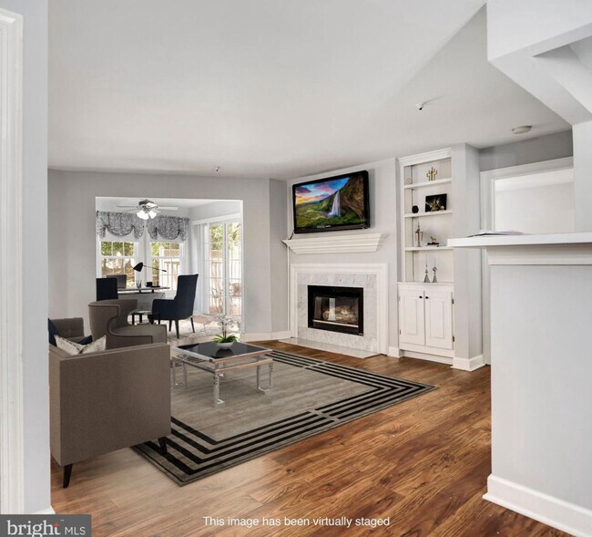 Building Photo - 12217 Fairfield House Dr