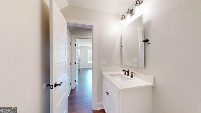 Building Photo - 53 Jericho Ln