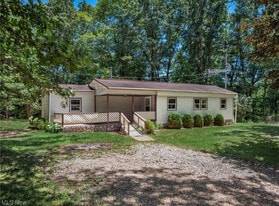 Building Photo - 66090 Wolfs Den Rd