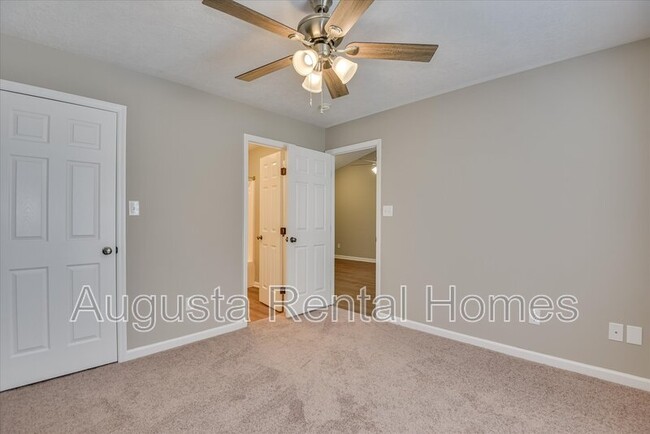 Building Photo - 1529 Abby Way