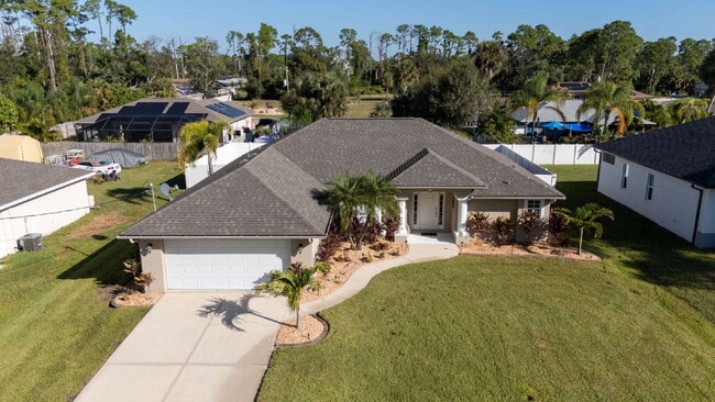 Building Photo - Move in with Zero Deposit! Turnkey Furnish...