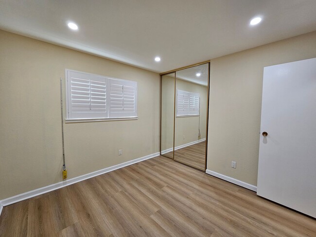 Building Photo - Spacious 4-Bedroom Home on the El Cerrito ...