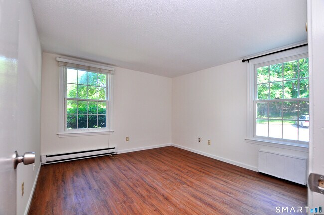 Building Photo - 45 River Colony
