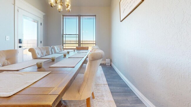 Building Photo - 5592 Tadpole Dr