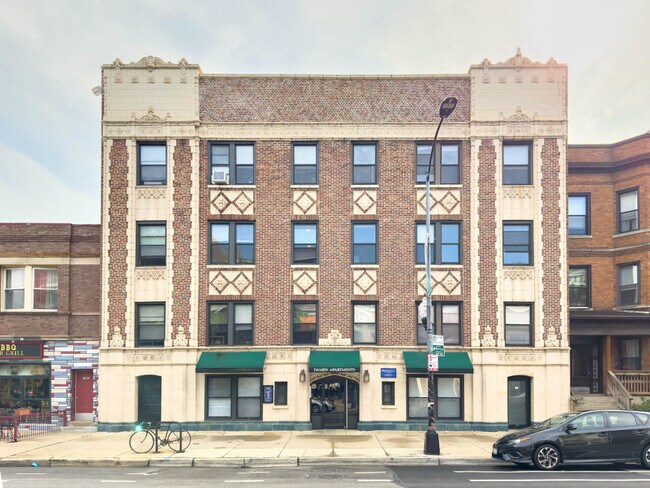 Building Photo - 4856 N Damen Ave