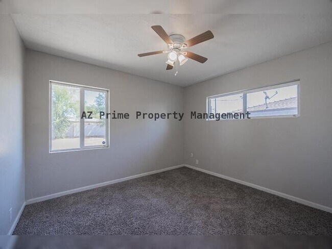 Building Photo - 1808 W Thomas Rd