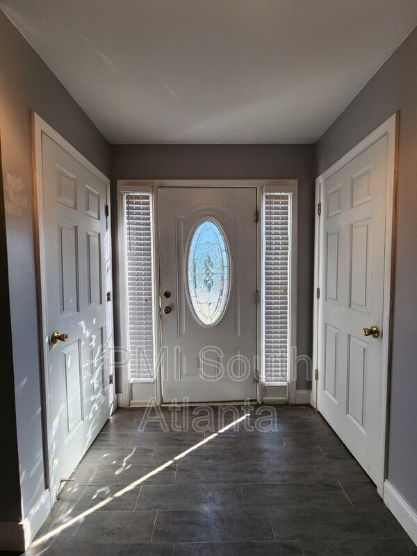 Building Photo - 2085 Winding Crossing Trail