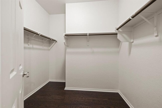 Building Photo - 537 Bonnet Blvd