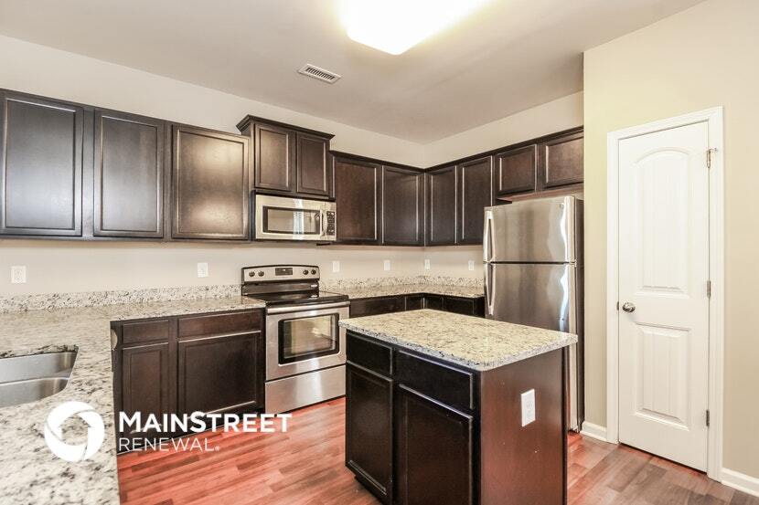 Building Photo - 641 Hastings Road