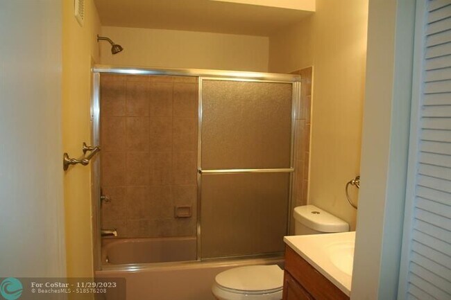 Building Photo - 4733 NW 90th Ave